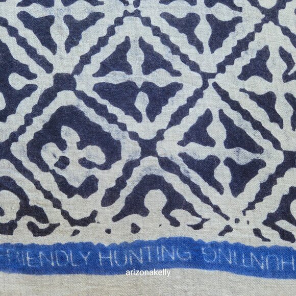 Friendly Hunting Cashmere Stole Eyes of Marrakesh - Picture 5 of 16